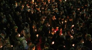 Thousands of students and community members paid tribute to the shooting victims at a campus vigil. (UNC-Chapel Hill photo)